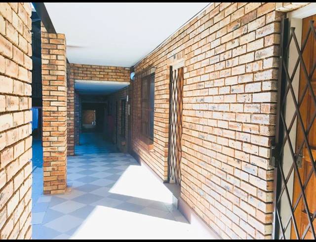 1 BEDROOM APARTMENT FOR SALE IN HONEYPARK